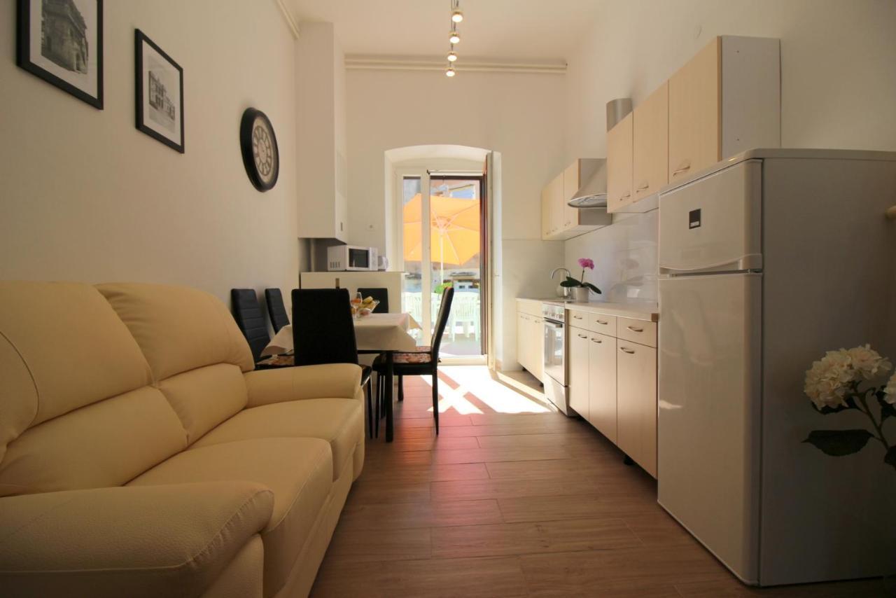 Apartment Old City Poreč Zewnętrze zdjęcie